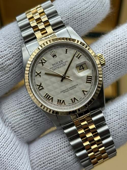 Rolex Datejust 16233 jubilee anno 1996 pyramid full set